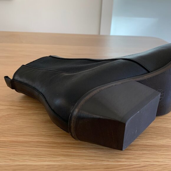 Coclico Chelsea Boot - Picture 8 of 10